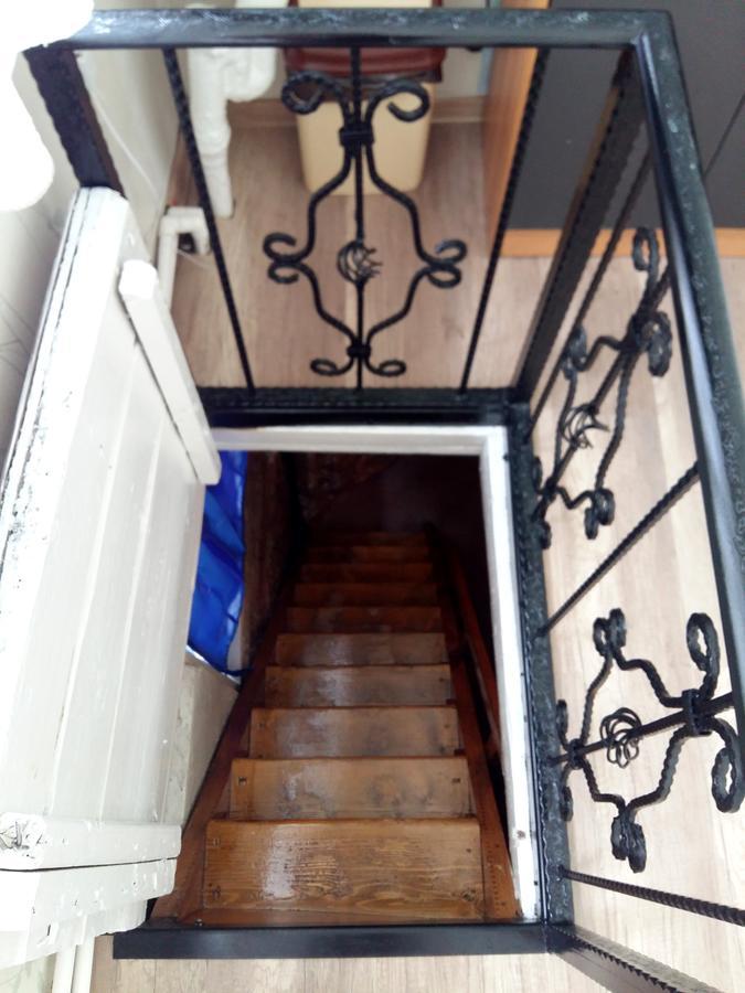 Gulo'S Home Tbilisi Ngoại thất bức ảnh